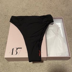 437 NEW Aubrey Bottoms in Black